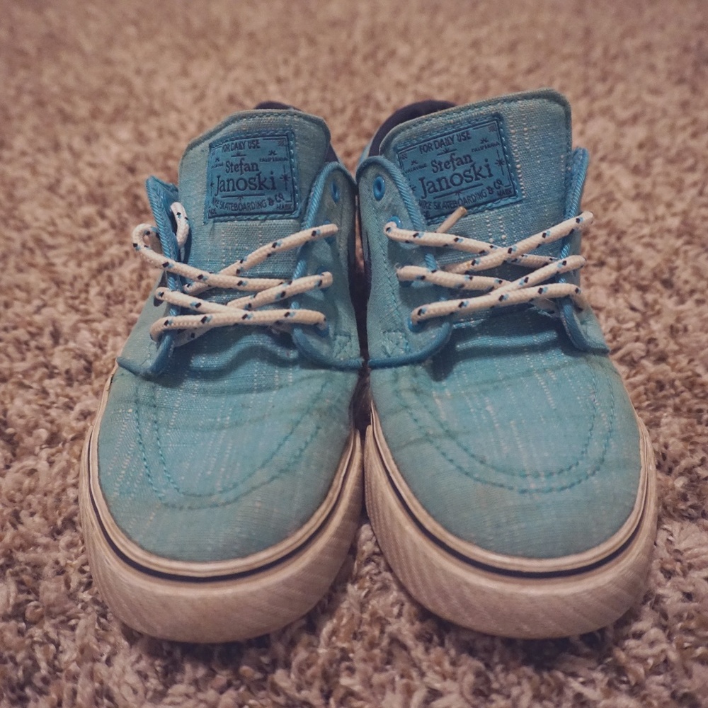 Blue Nike Janoski